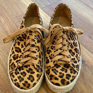 BONNIBEL  Animal print lace walking shoes. Very good condition..